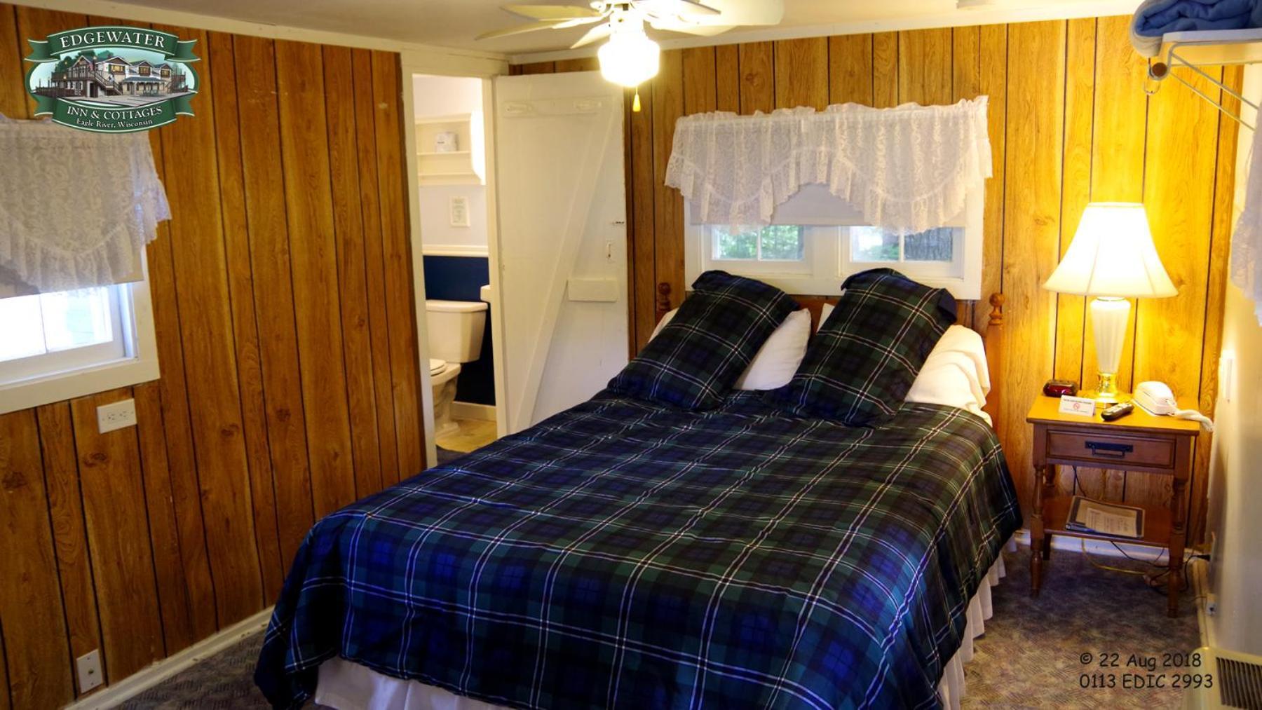 Edgewater Inn&Cottages Eagle River Zimmer foto